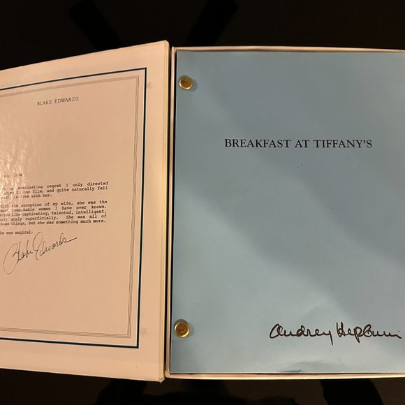 Breakfast at Tiffanys Collector Set - Picture 2 of 9